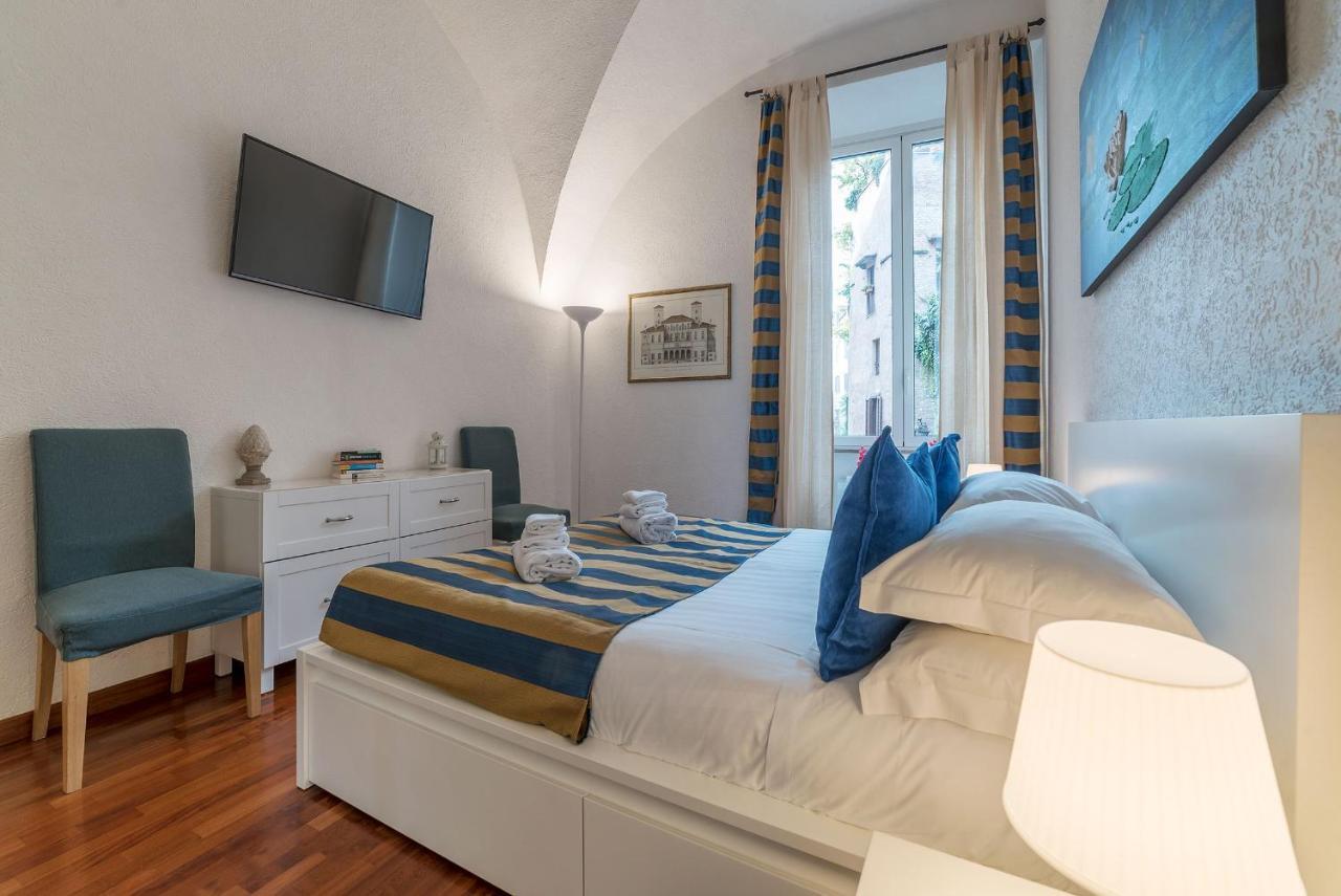 Cs Piazza Venezia Apartment روما المظهر الخارجي الصورة