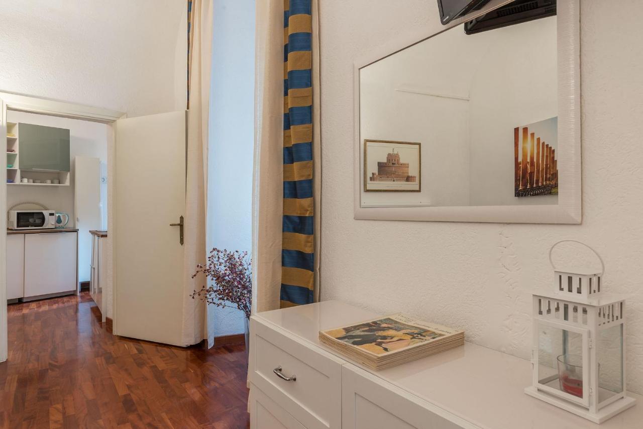 Cs Piazza Venezia Apartment روما المظهر الخارجي الصورة